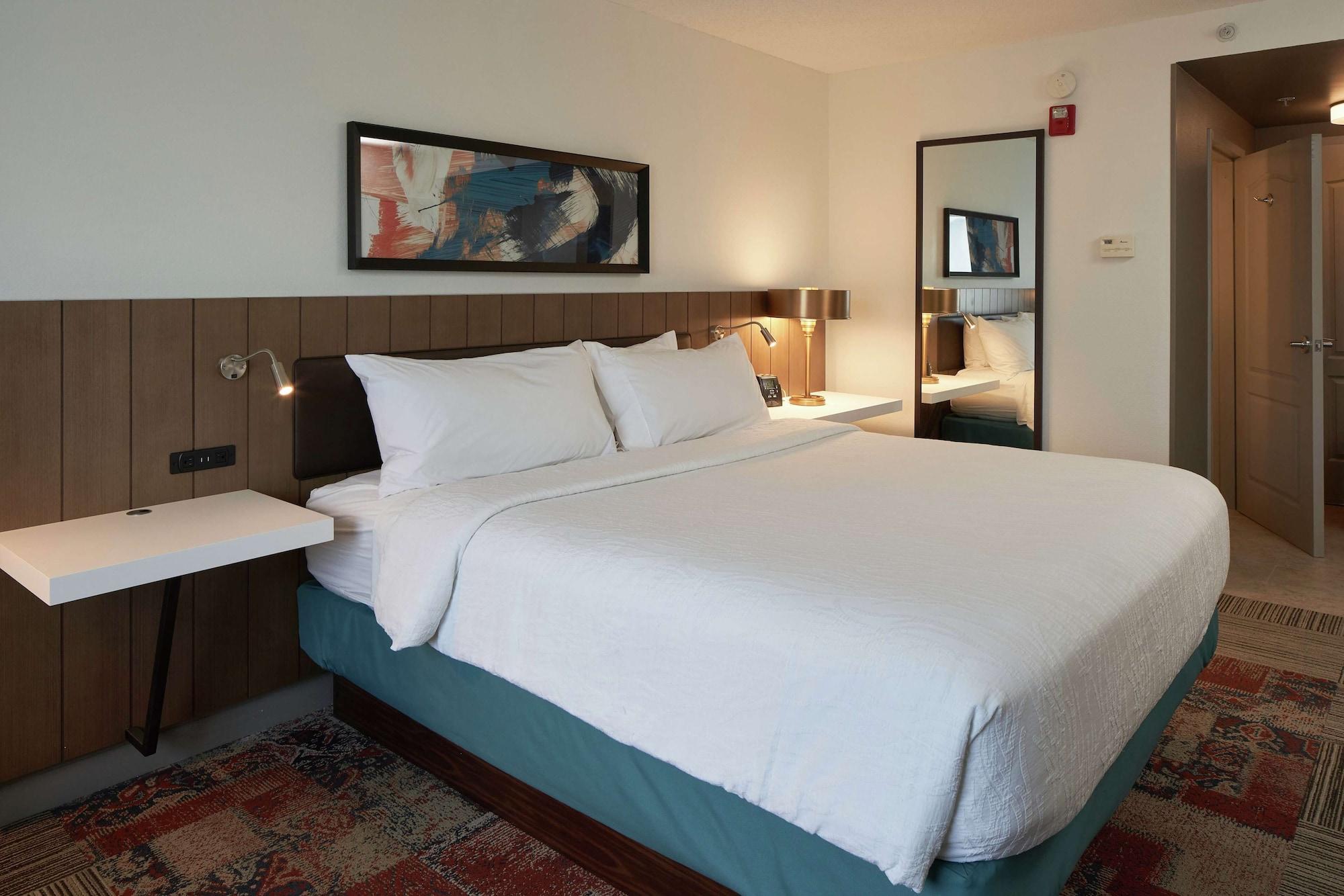 Hilton Garden 3*