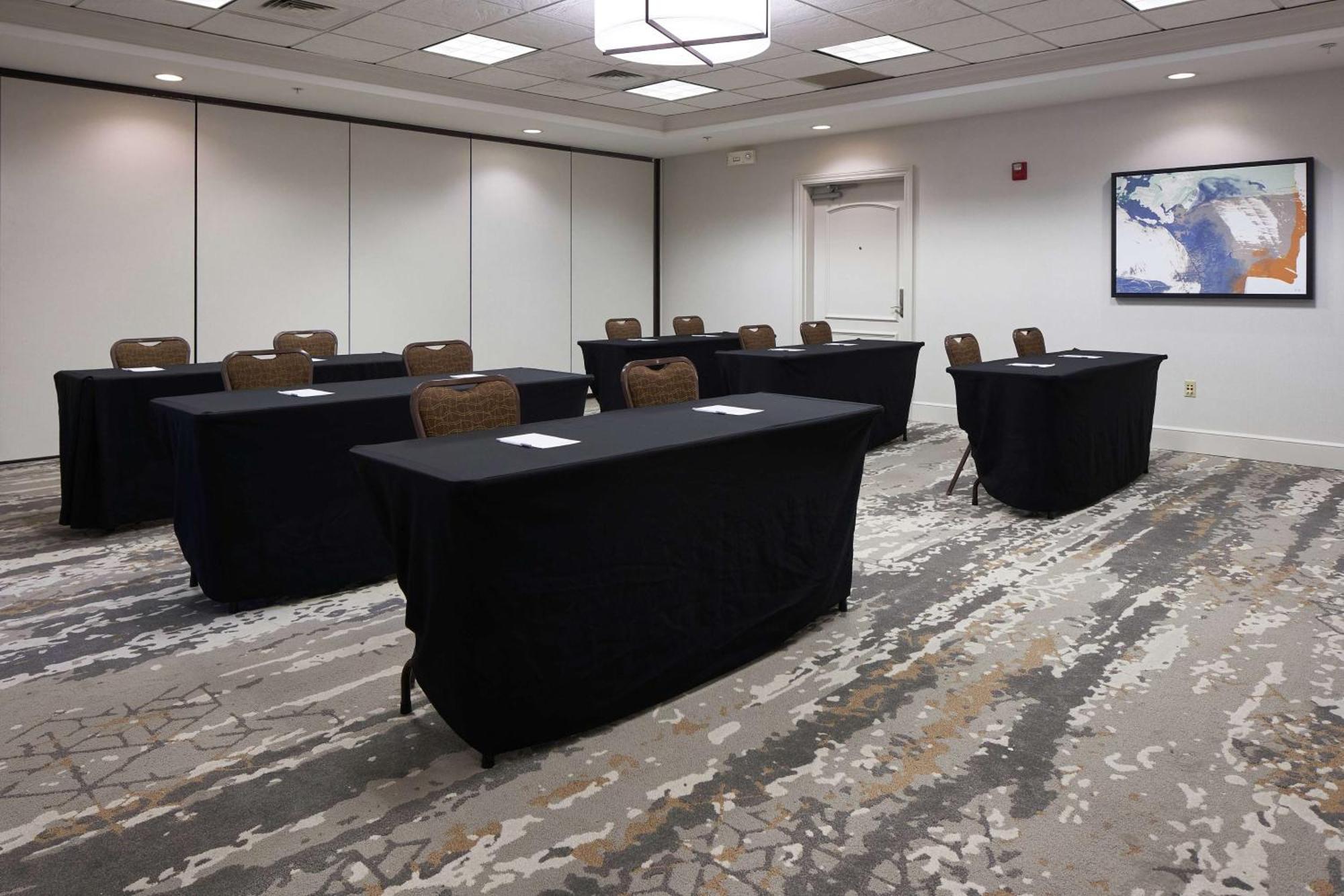 Hilton Garden 3* Evansville